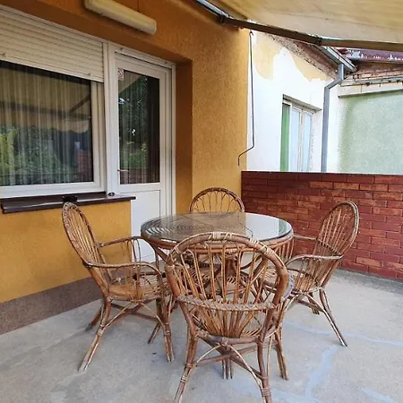 Stojanovic Guest house